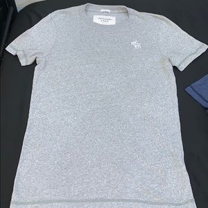 Abercrombie t-shirt